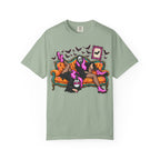 Gothic Scream Mask Lounge T‑Shirt — Retro Halloween Couch Art Tee