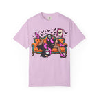 Gothic Scream Mask Lounge T‑Shirt — Retro Halloween Couch Art Tee