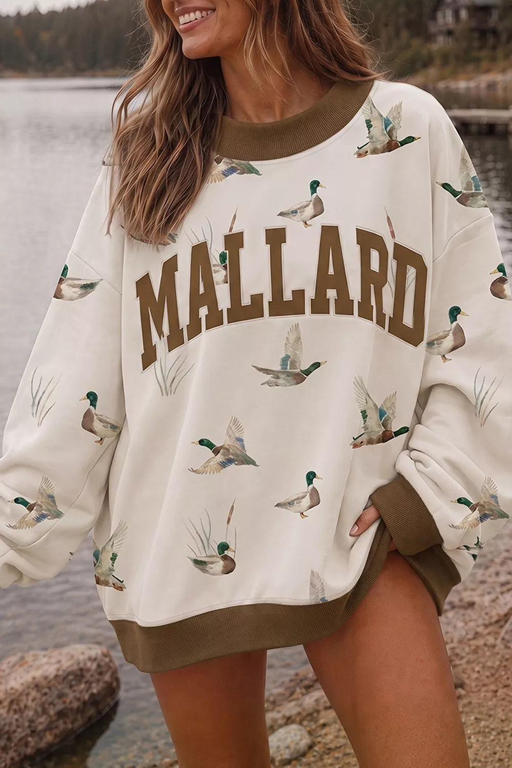 Mallard Country Oversized Sweatshirt in Beige and Gray, product image 3